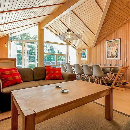 13313-hojby-manestien-61 * Højby