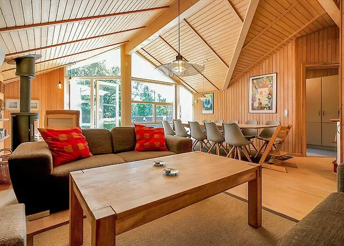 13313-hojby-manestien-61 * Højby